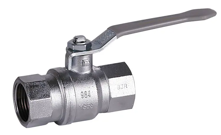 [MA122353] Universal Kugelhahn mit Hebelgriff – Verchromtes Messing für vielseitige Anwendungen (1 1/4")